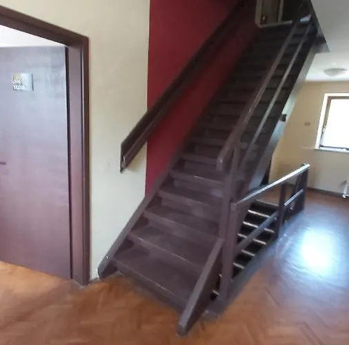 In Picerija Spajza ホステル