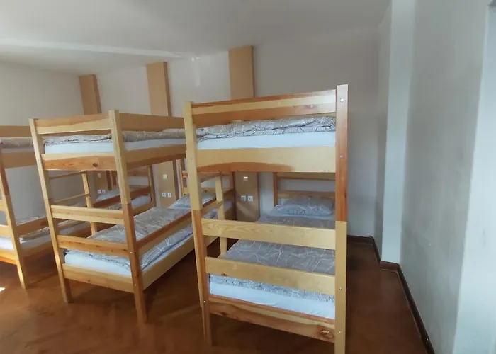 ホステル In Picerija Spajza